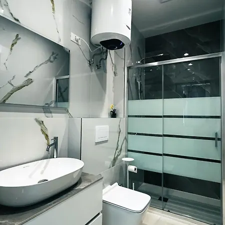 Гостевой дом Loft Office 19 Кастел Маджиоре