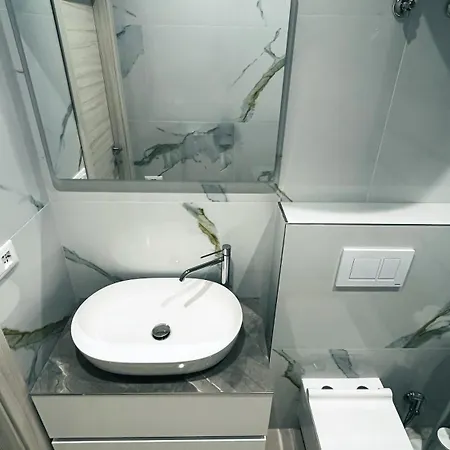 Гостевой дом Loft Office 19 Кастел Маджиоре